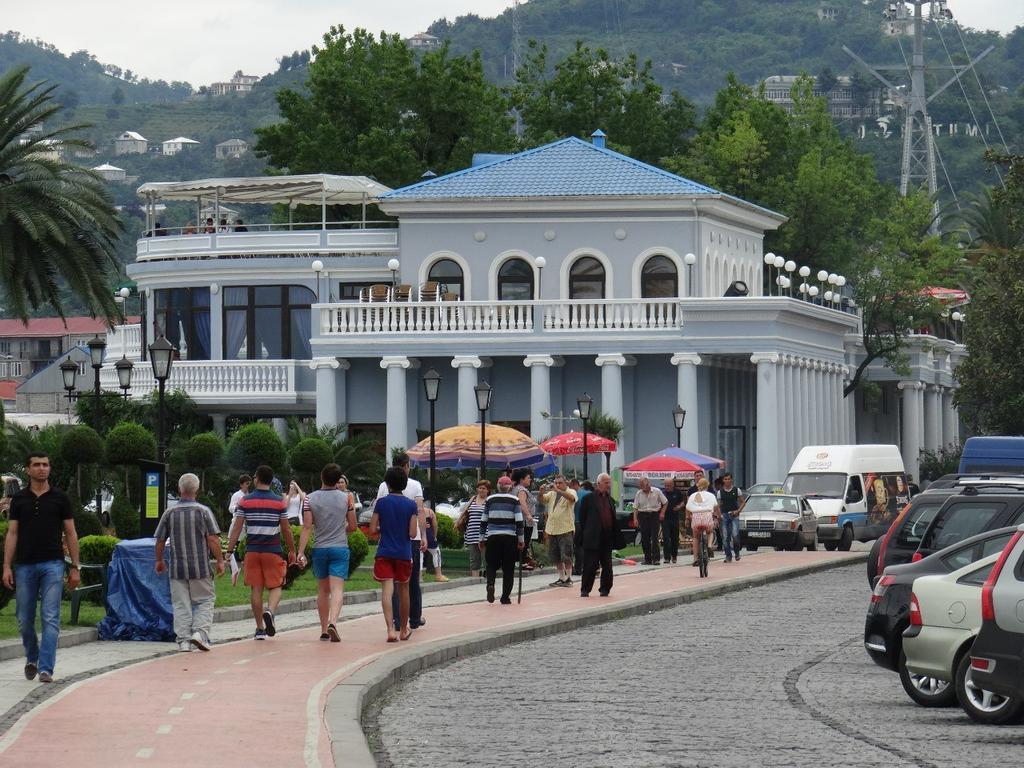 Batumi Summer Hotel Luaran gambar